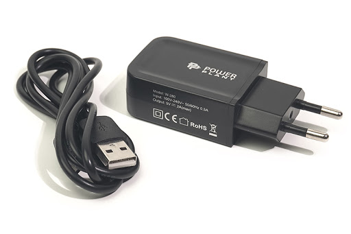 Сетевое зарядное устройство USB 5V 0.5A Black